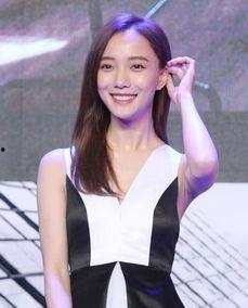 娱乐圈爆料博主女生,揭秘明星幕后故事，带你走进娱乐圈真相！  第3张